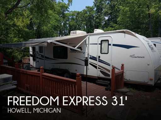 2012 Coachmen RV freedom express
