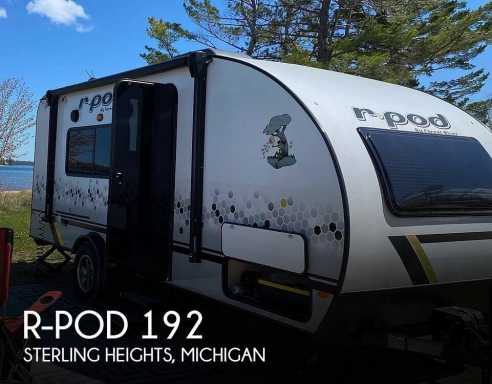2022 Forest River r-pod