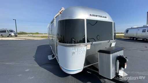 2024 Airstream caravel