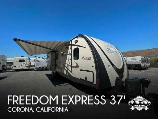 2015 Coachmen RV freedom express