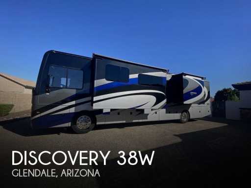 2019 Fleetwood discovery 38w