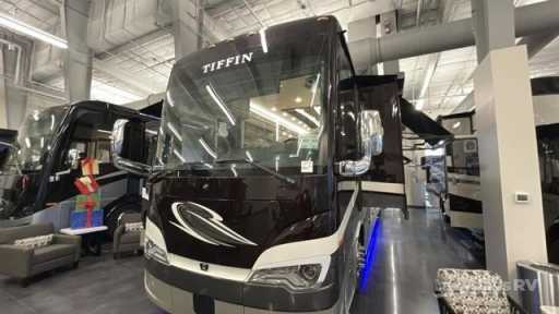 2024 Tiffin allegro bus