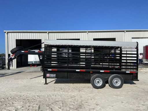 2023 W-W 16" livestock gooseneck trailer