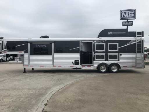 2023 Lakota 3 horse side load gooseneck trailer with 15' living quarters