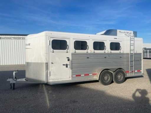 2024 Trails West 4 horse bumper pull trailer