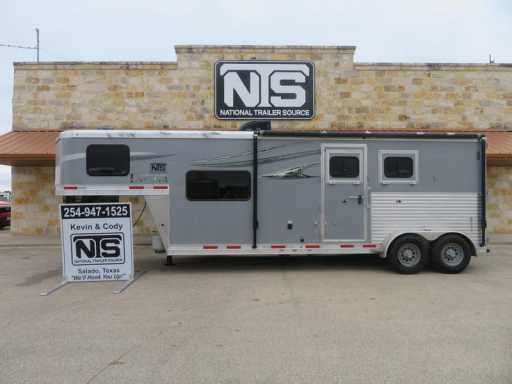 2020 Lakota 2 horse gooseneck trailer with 9' living quarters