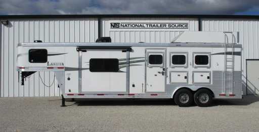 2020 Lakota 3 horse gooseneck trailer with 11' living quarters