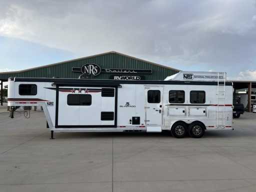 2023 Bison 3 horse trailer with 13' living quarters