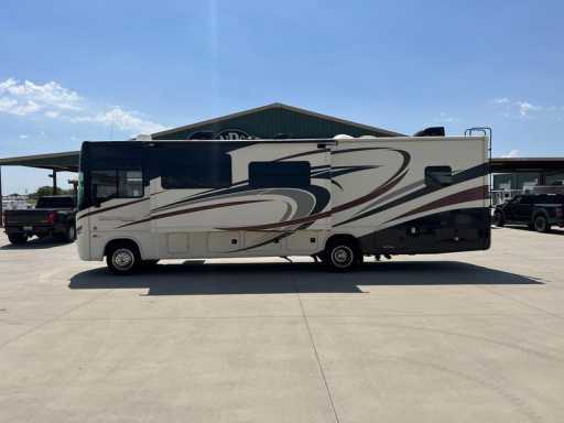 2016 Forest River georgetown 329ds
