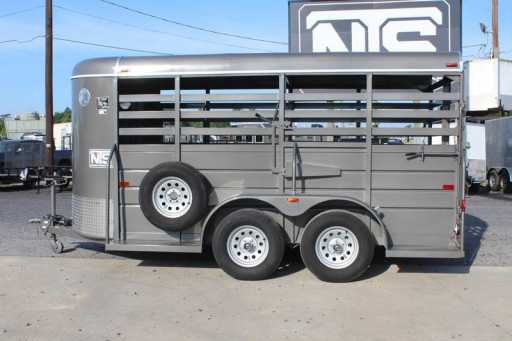 2023 W-W 14' livestock bumper pull trailer