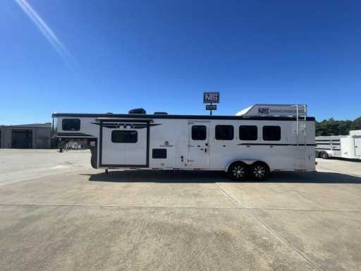 2024 Bison 4 horse gooseneck trailer with 11' living quarters