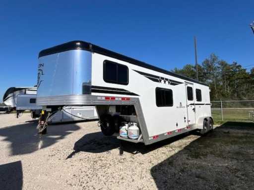 2024 Bison silverado 2 horse gooseneck trailer with 8' living quarters