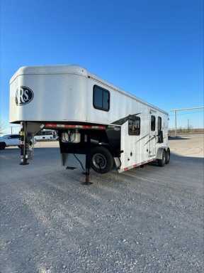 2020 Bison 2 horse gooseneck trailer with 6' living quarters