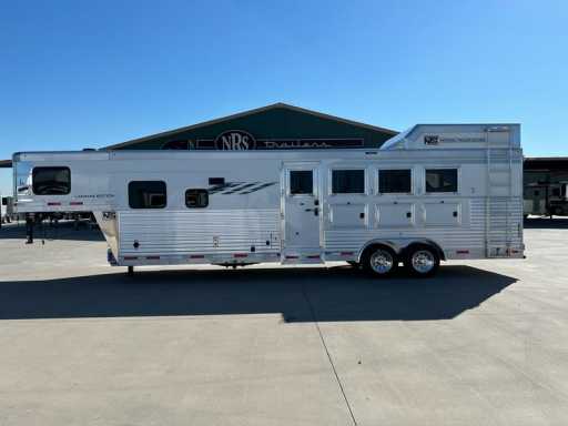 2023 smc 4 horse 11' living quarters trailers