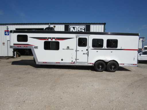 2023 Bison 3 horse trailer with 8' living quarters