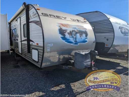 2013 Forest River cherokee grey wolf 27bhks