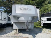 2016 Highland Ridge RV light lf318rls
