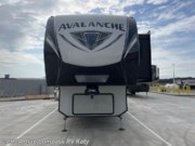 2018 Keystone RV avalanche 320rs