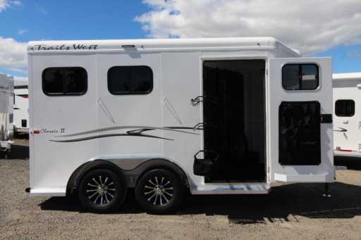 2023 Trails West classic ii extra tall 2 horse trailer
