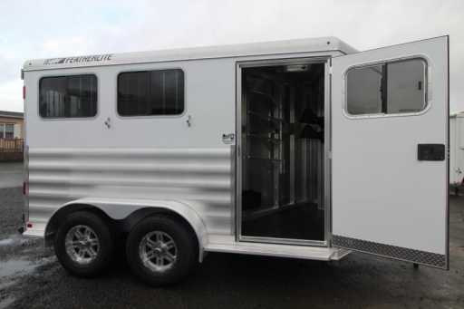 2024 Featherlite 9400 2 horse trailer