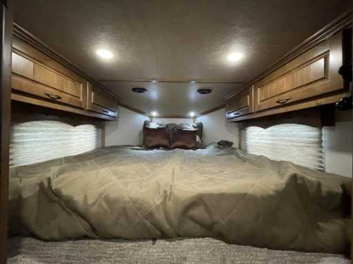 2023 Trails West classic 12x12 3h lq w/ tons of features!