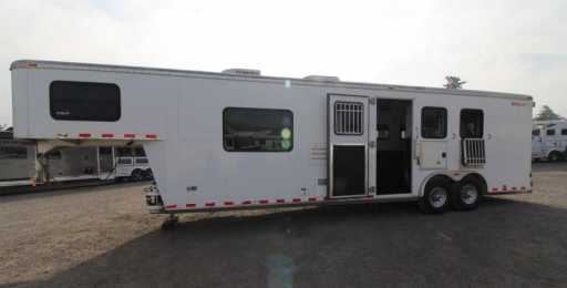 2005 Kiefer Built xpress advantage plus living quarters 3 horse trailer