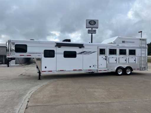2023 smc 4 horse gooseneck trailer with 14' living quarters