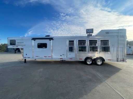 2023 smc 4 horse gooseneck trailer with 15' living quarters