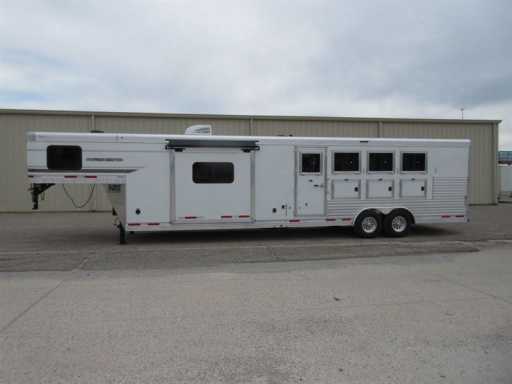 2023 smc 4 horse gooseneck trailer with 13' living quarter