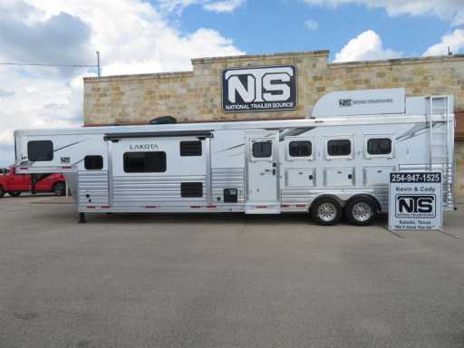 2024 Lakota 4 horse gooseneck trailer with 15' living quarters