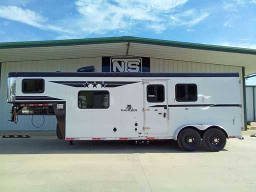 2024 Bison 2 horse gooseneck trailer with 8' living quarters