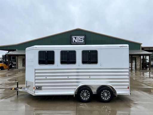 2024 Exiss 3 horse bumper pull trailer