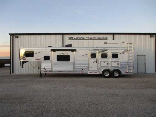 2024 Lakota 3 horse gooseneck trailers with 14' living quarter