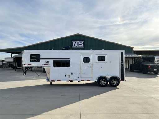 2024 Lakota 2 horse gooseneck trailer with 7' living quarters