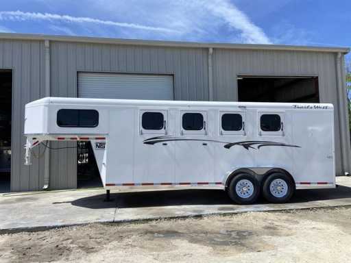 2024 Trails West 4 horse gooseneck trailer