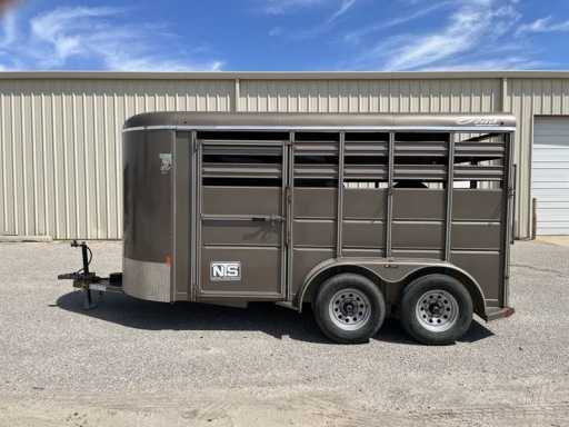 2022 Delta 2 horse bumper pull trailer