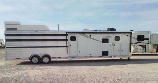 2025 Lakota 16' livestock gooseneck trailer with 11' living qu