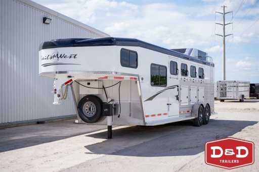 2023 Trails West sierra 4 horse trailer