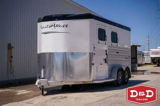 2024 Trails West 2 horse sierra ll trailer