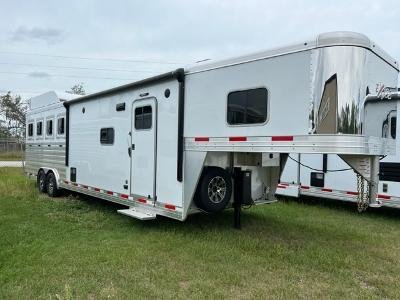 2022 Exiss 8' wide 4 horse w/12' lq