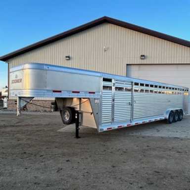 2024 Sooner sr7634 livestock trailer 34ft w/3 compartments