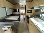 2019 Airstream flying cloud 28rb twin