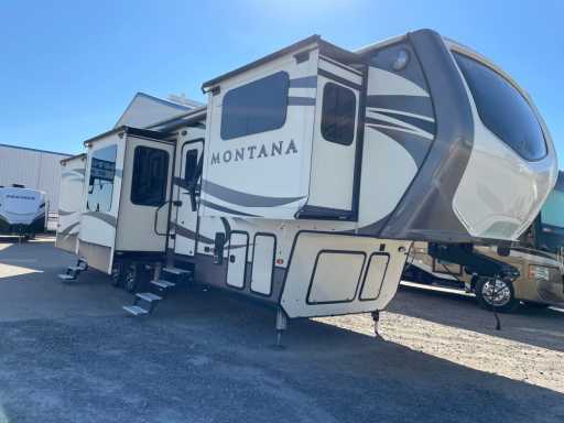 2017 Keystone RV montana 3711fl