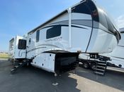 2023 Jayco north point 390ckds