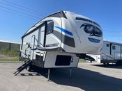 2018 Forest River arctic wolf 265dbh8
