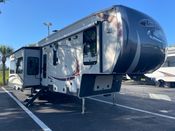 2012 Forest River columbus 320rs