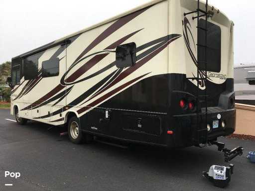 2014 Forest River georgetown 329ds