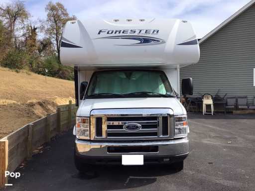 2019 Forest River forester 3271s