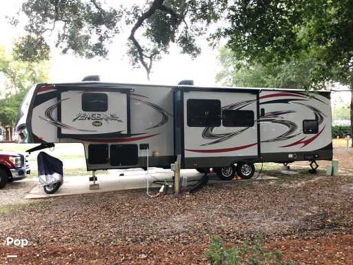 2016 Forest River vengeance 320a