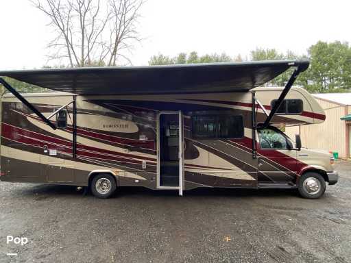 2018 Forest River forester 3271s